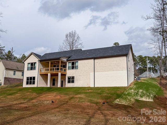 1322 Kensington Circle, Newton, NC 28658