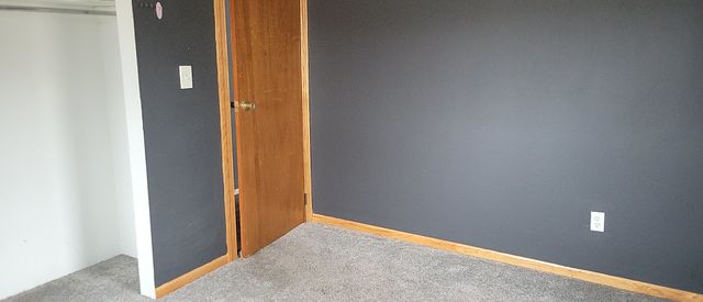 1115 S 12th Street, Clinton, IA 52732