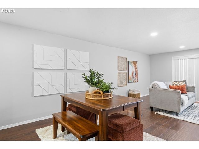 5301 PLOMONDON St E18, Vancouver, WA 98661