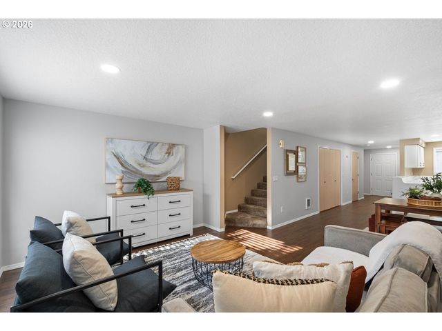 5301 PLOMONDON St E18, Vancouver, WA 98661