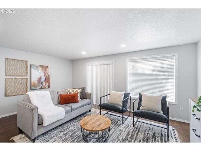 5301 PLOMONDON St E18, Vancouver, WA 98661