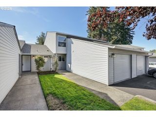 5301 PLOMONDON St E18, Vancouver, WA 98661