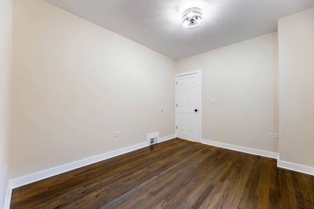 5535 S FAIRFIELD Avenue, Chicago, IL 60629