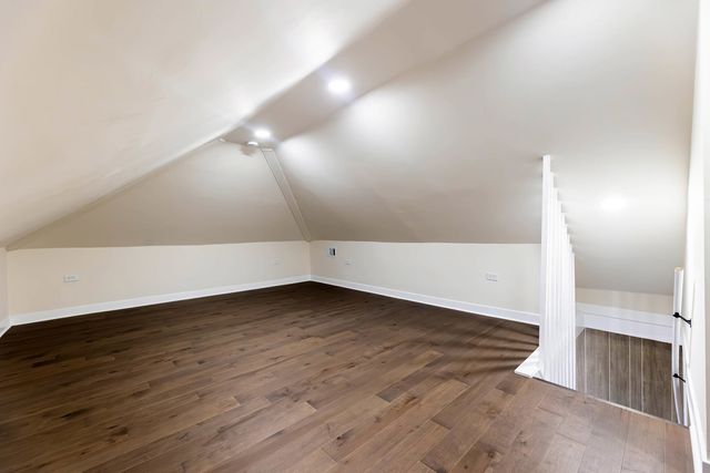 5535 S FAIRFIELD Avenue, Chicago, IL 60629
