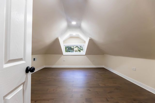 5535 S FAIRFIELD Avenue, Chicago, IL 60629