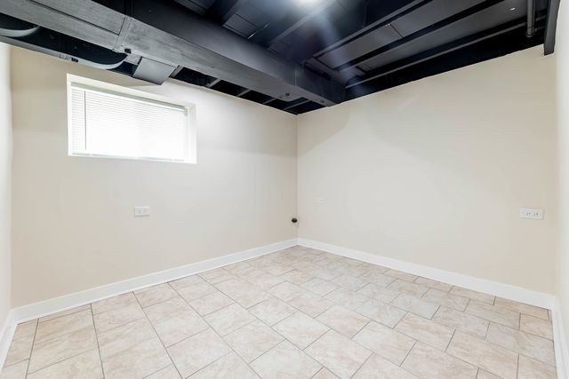 5535 S FAIRFIELD Avenue, Chicago, IL 60629