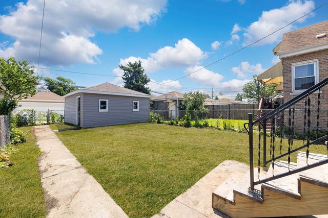 5535 S FAIRFIELD Avenue, Chicago, IL 60629