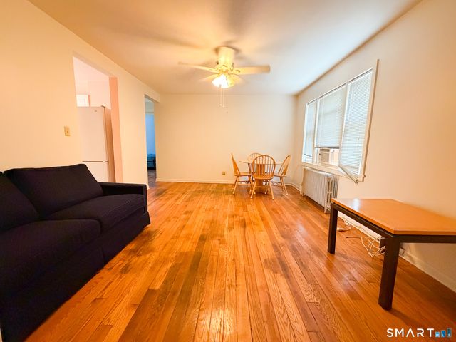 290 North Bishop Avenue 24, Bridgeport, CT 06610
