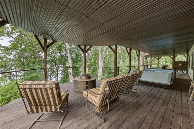 5628 Nags Head Circle, Gainesville, GA 30504