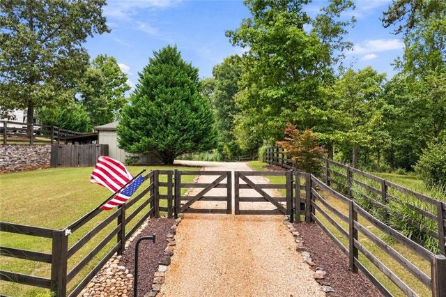 5628 Nags Head Circle, Gainesville, GA 30504