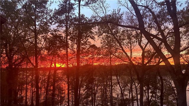 5628 Nags Head Circle, Gainesville, GA 30504