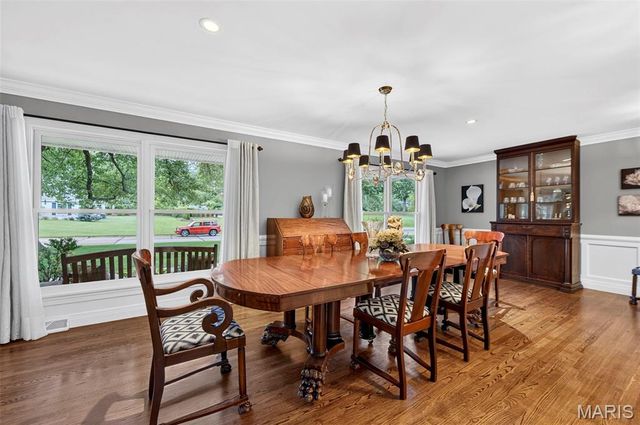 12312 Borcherding Lane, Des Peres, MO 63131
