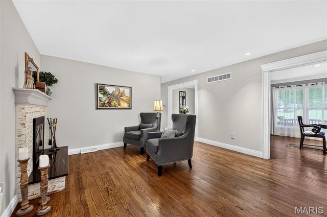 12312 Borcherding Lane, Des Peres, MO 63131