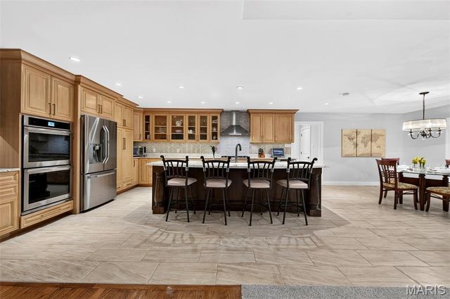 12312 Borcherding Lane, Des Peres, MO 63131