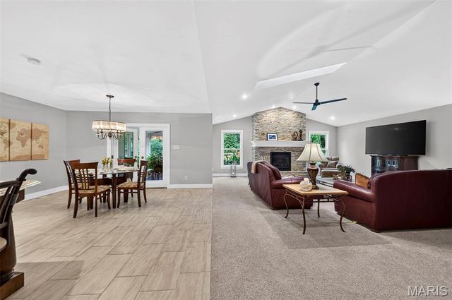 12312 Borcherding Lane, Des Peres, MO 63131