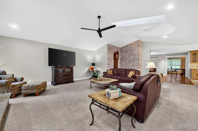 12312 Borcherding Lane, Des Peres, MO 63131