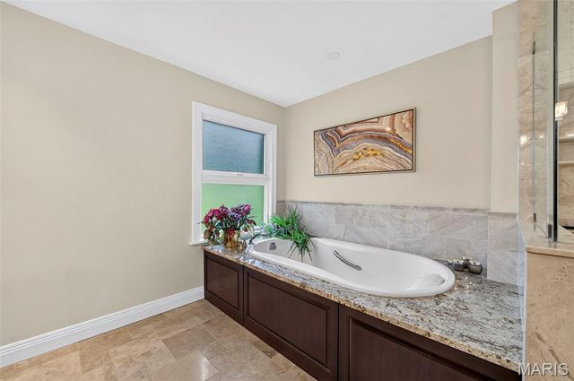 12312 Borcherding Lane, Des Peres, MO 63131