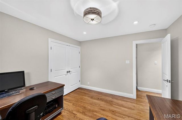 12312 Borcherding Lane, Des Peres, MO 63131