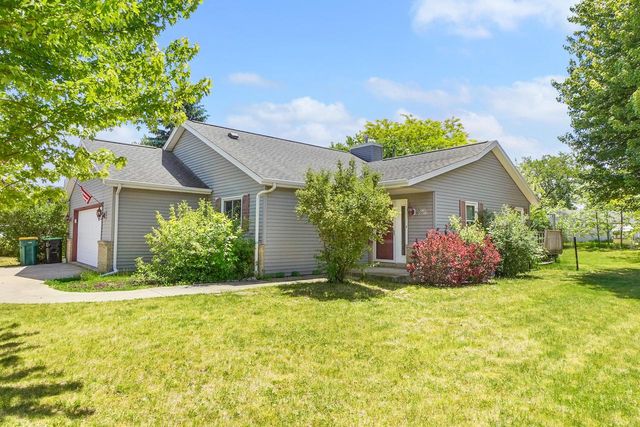 N171W20651 Valley DRIVE, Jackson, WI 53037