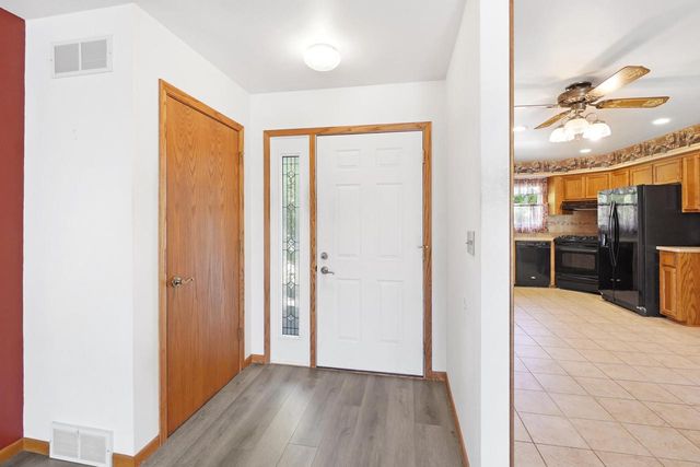 N171W20651 Valley DRIVE, Jackson, WI 53037