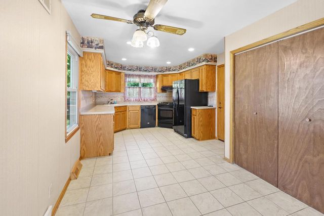 N171W20651 Valley DRIVE, Jackson, WI 53037