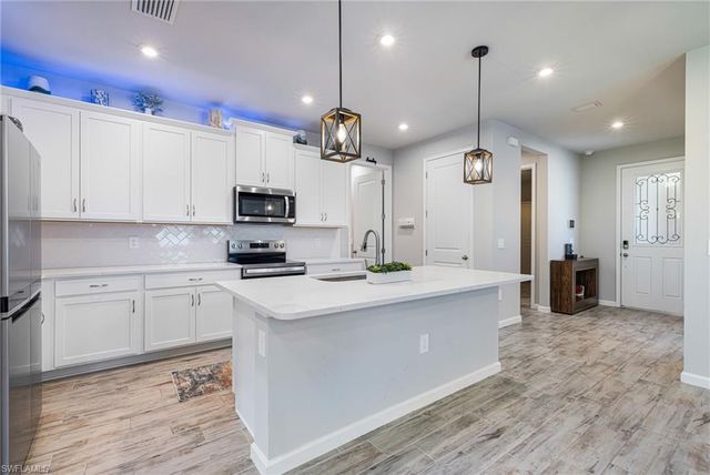 6617 Upward Spring PL, Fort Myers, FL 33966