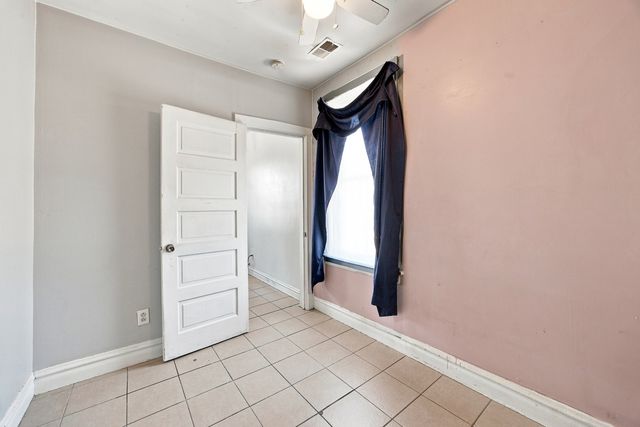 3101 S 49th Avenue, Cicero, IL 60804