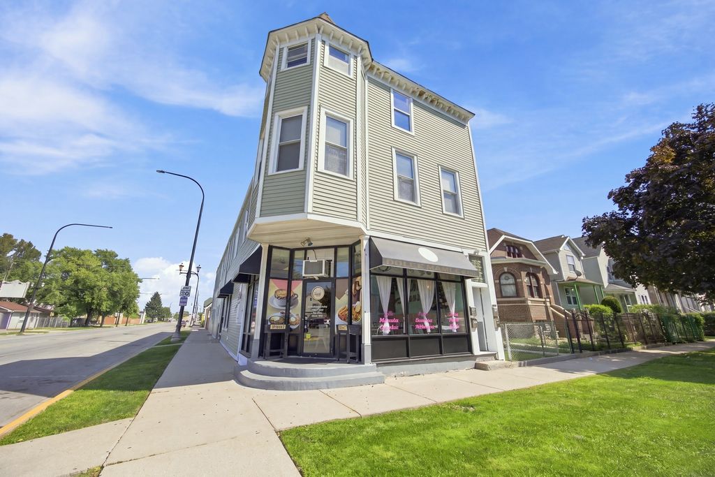 3101 S 49th Avenue, Cicero, IL 60804