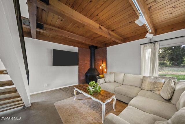 8075 Fruitvale Avenue, Moorpark, CA 93021