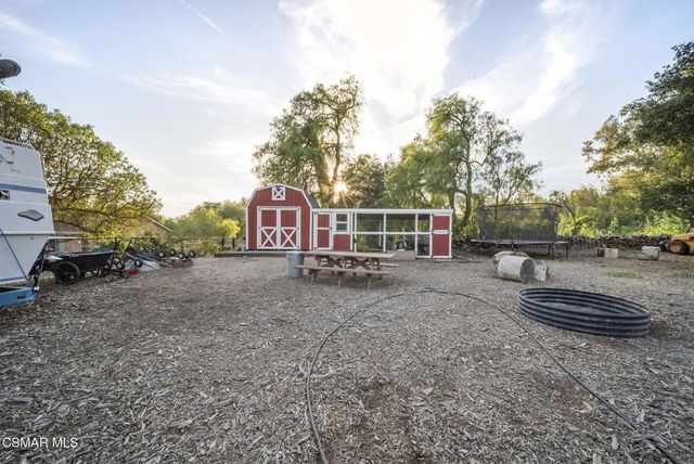 8075 Fruitvale Avenue, Moorpark, CA 93021