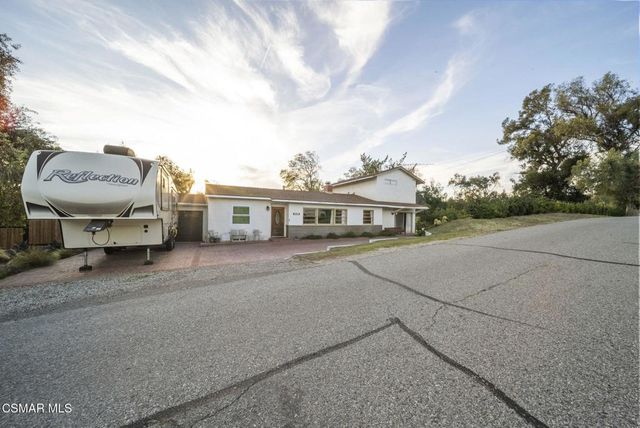 8075 Fruitvale Avenue, Moorpark, CA 93021