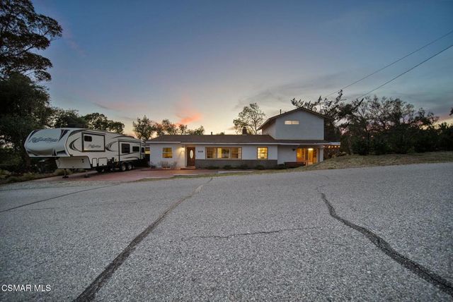 8075 Fruitvale Avenue, Moorpark, CA 93021