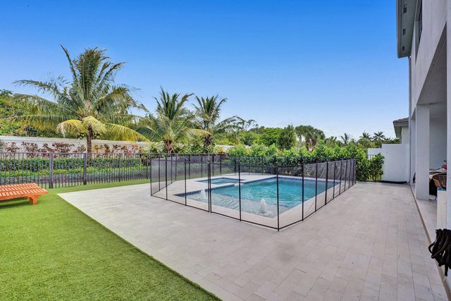 17523 RAINSTREAM Road, Boca Raton, FL 33496