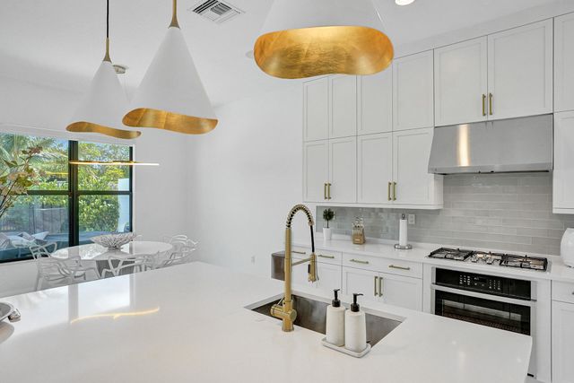 17523 RAINSTREAM Road, Boca Raton, FL 33496