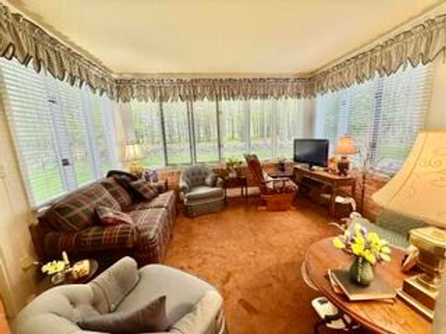 232 Hawthorne Road, Marshall, MI 49068