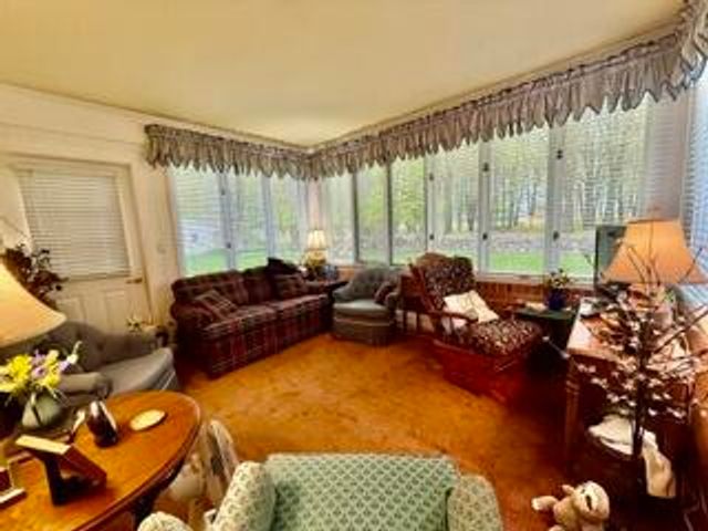 232 Hawthorne Road, Marshall, MI 49068