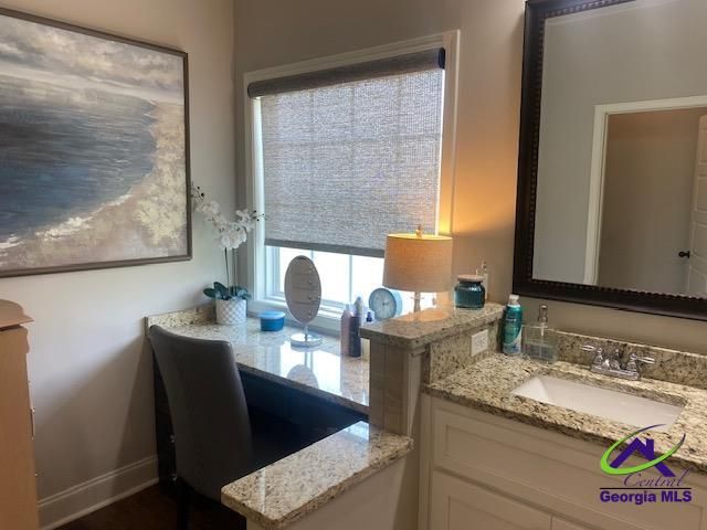 142 Fairway Oaks Drive, Perry, GA 31069