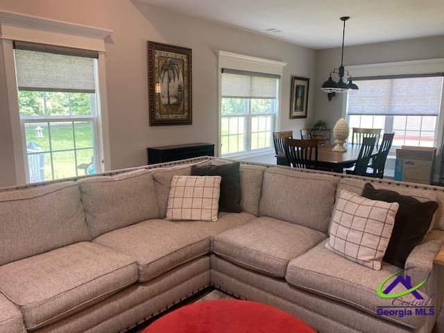 142 Fairway Oaks Drive, Perry, GA 31069