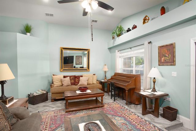 519 51ST STREET W, Bradenton, FL 34209