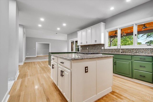 6530 Bridgeton Manor Court, Liberty Twp, OH 45011