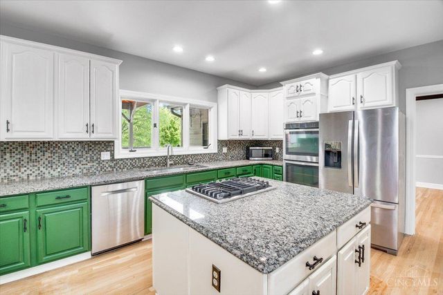 6530 Bridgeton Manor Court, Liberty Twp, OH 45011