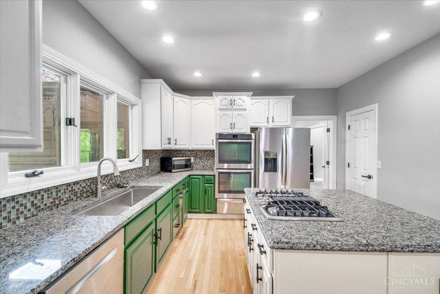6530 Bridgeton Manor Court, Liberty Twp, OH 45011
