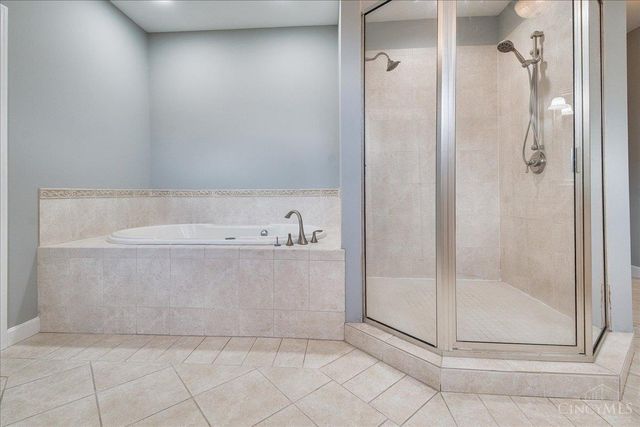 6530 Bridgeton Manor Court, Liberty Twp, OH 45011