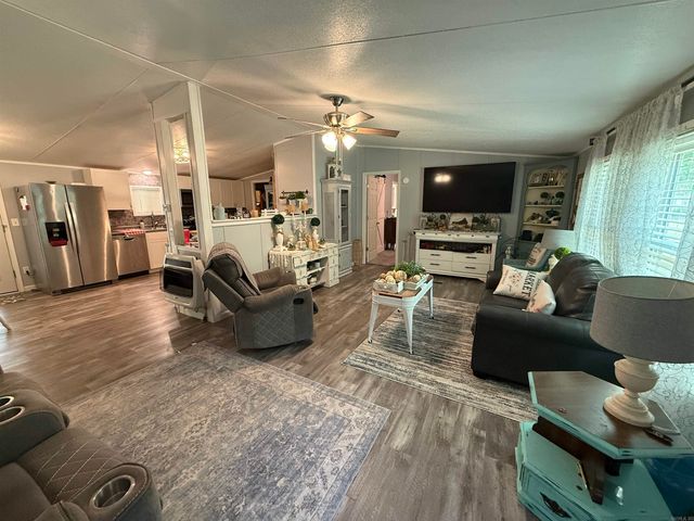 164 Murray St, Hunter, AR 72074