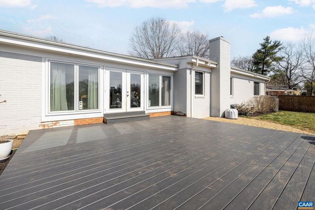 1302 LESTER DR, Charlottesville, VA 22901