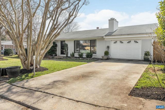 1302 LESTER DR, Charlottesville, VA 22901