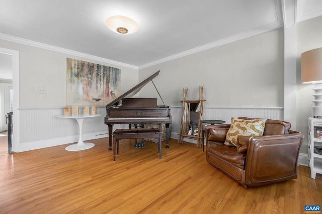 1302 LESTER DR, Charlottesville, VA 22901