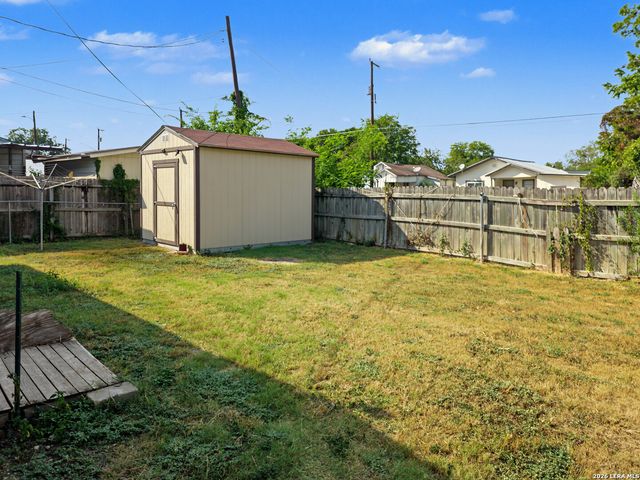 479 Clutter Avenue, San Antonio, TX 78214