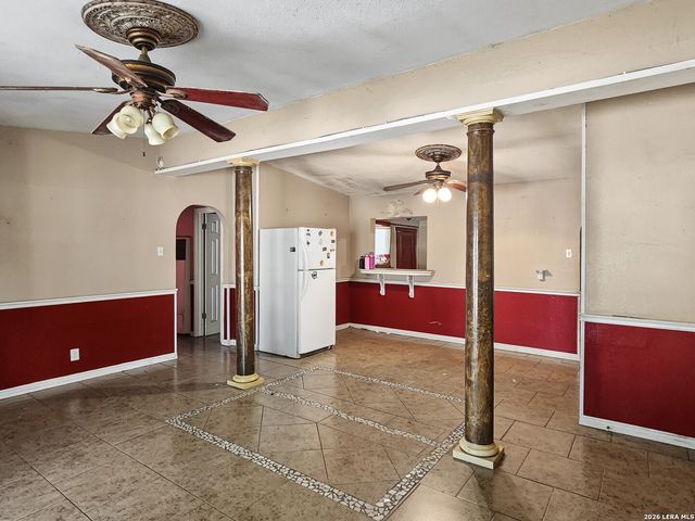 479 Clutter Avenue, San Antonio, TX 78214