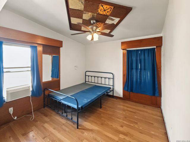 479 Clutter Avenue, San Antonio, TX 78214